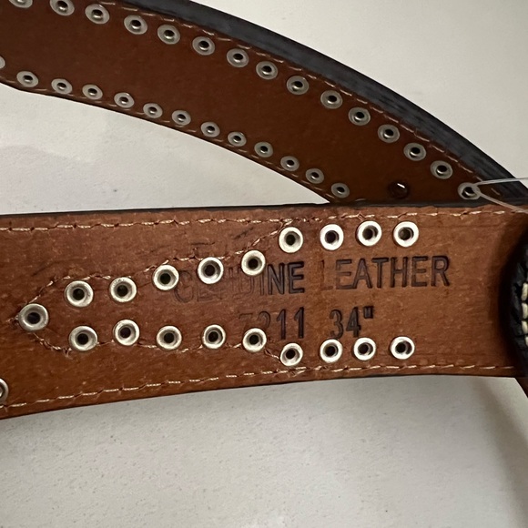 Turquoise accent Leather Belt Size 34 - Picture 13 of 14